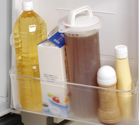 冷蔵庫で冷やして、卓上で簡単保冷